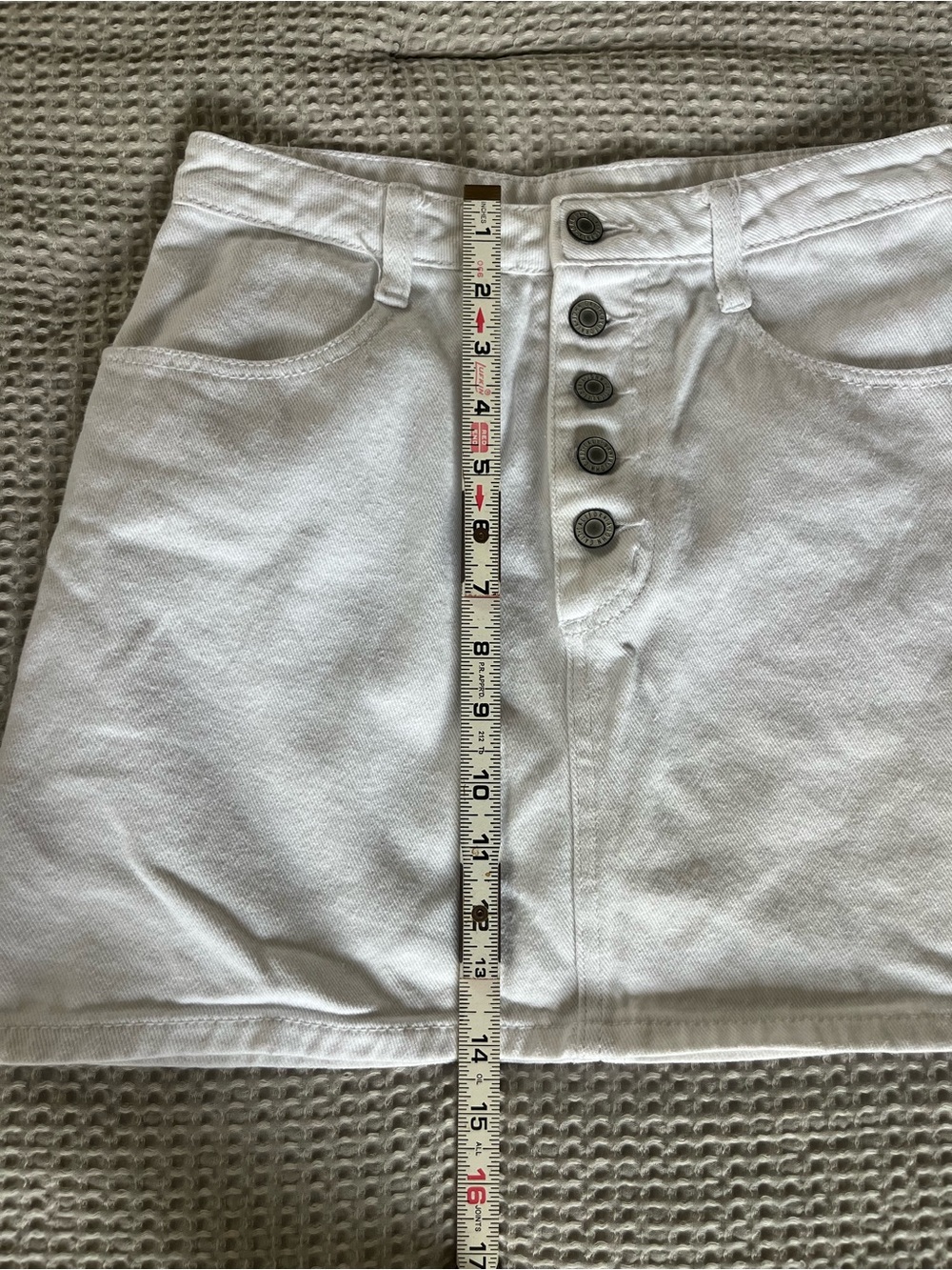 John Galt/Brandy Melville White Button-Front Mini Skirt Size M - Picture 6 of 6